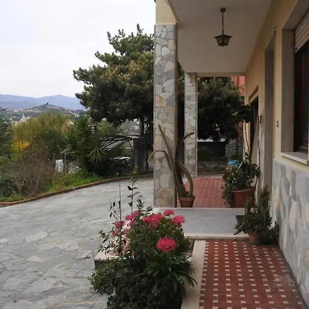 Casa Vittoria Apartment *